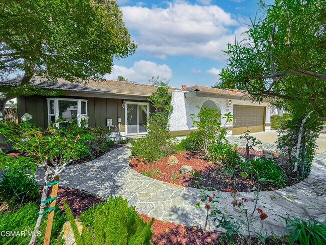 Foto del edificio - 360 N Greenmeadow Ave