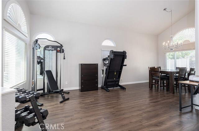 Building Photo - 10352 Desert Star St