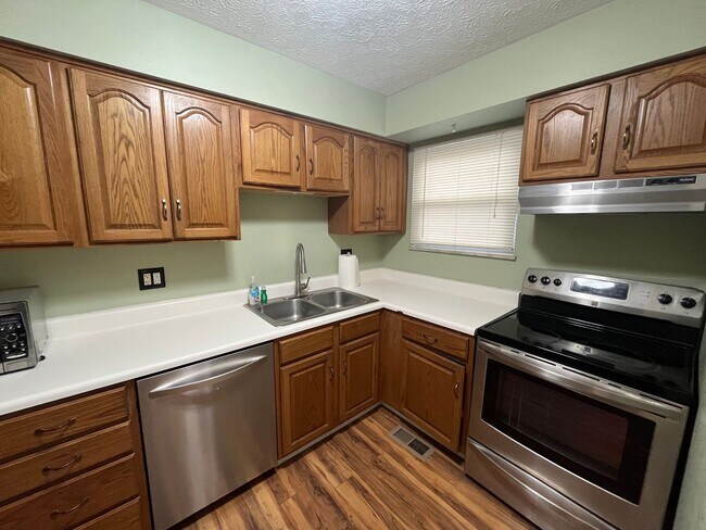 Foto del edificio - Two bedroom in Edwardsville
