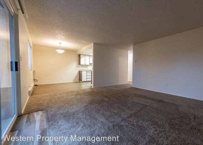 Building Photo - 1212 Market St