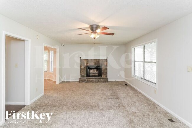 Foto del edificio - 1084 Stoney Creek Ln