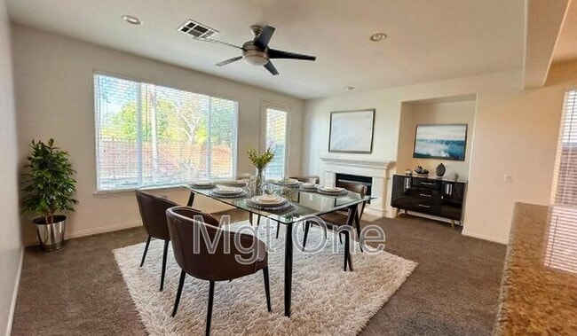 Foto del edificio - 7 Southern Hills Dr