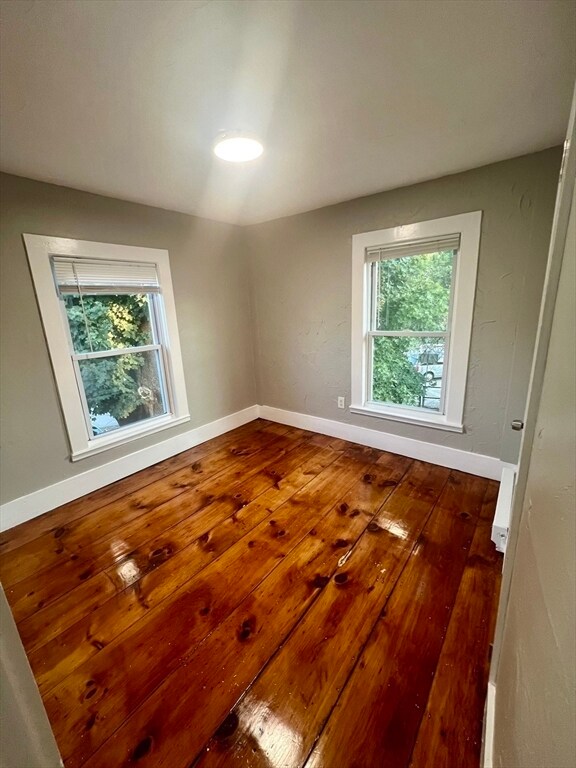 Building Photo - 10 Ames Pl
