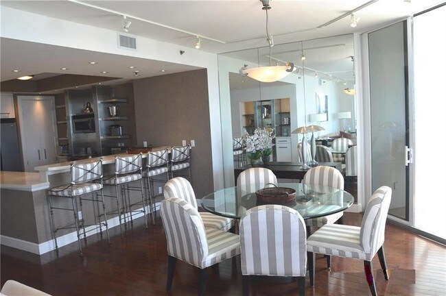 Foto del edificio - 9960 S Ocean Dr