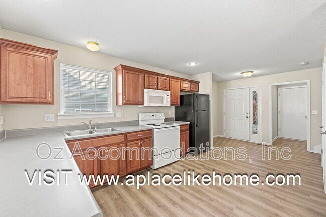 Foto del edificio - 2216 SW Rambling Vine Rd