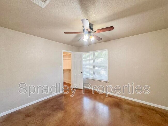 Building Photo - 1209 N Blair St