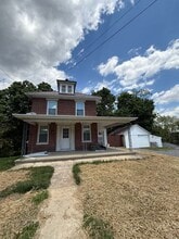 Building Photo - 1335 Edenville Rd