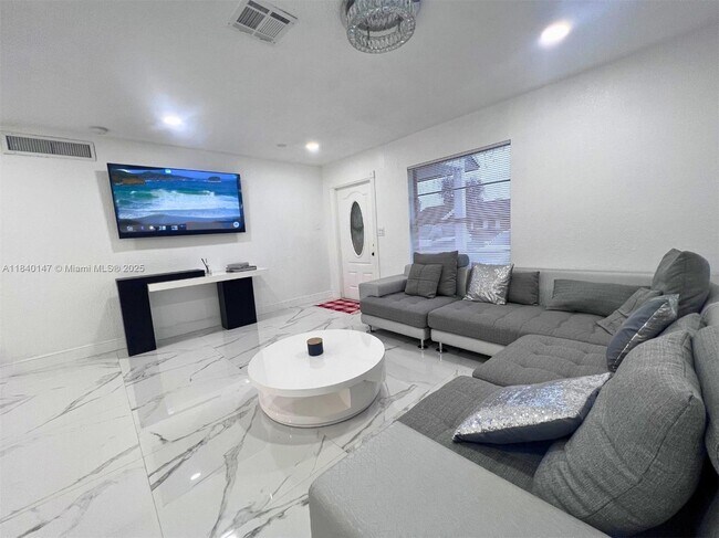 Foto del edificio - 2001 SW 85th Ave