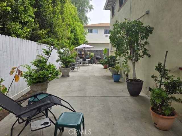 Foto del edificio - 4949 Coldwater Canyon Ave