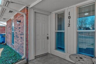 Building Photo - 1012 N 5th St