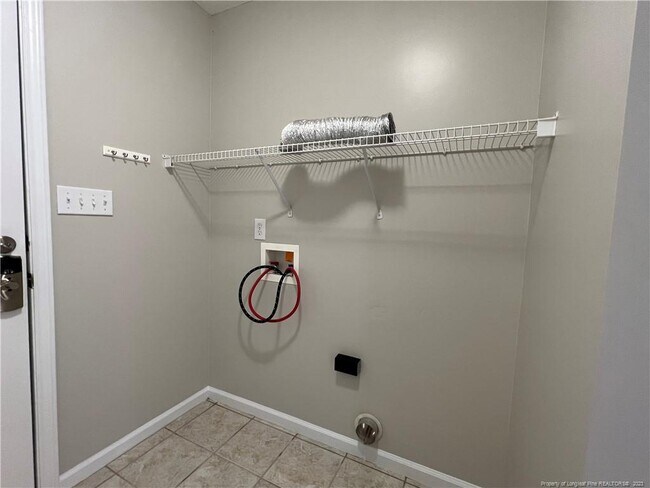 Foto del edificio - 2503 Cameron Woods Ln