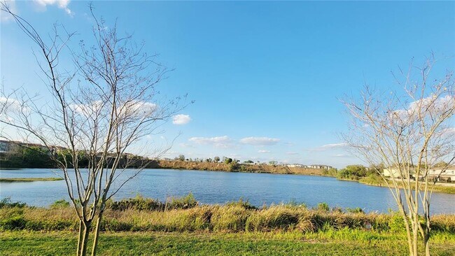 Foto del edificio - 364 Arbor Lakes Dr