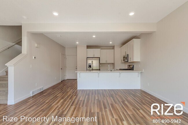 Building Photo - 3 br, 2 bath House - 969 W Tiffany Dale Way