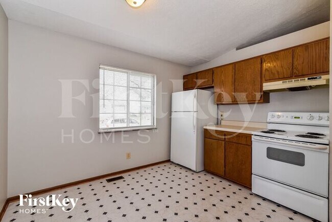 Building Photo - 5333 Telford Ct
