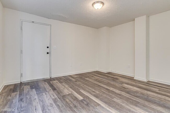 Foto del edificio - 3 br, 1 bath Townhome - 311 Atlantic Avenue