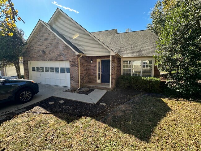 Foto del edificio - 726 Settlers Pond Way