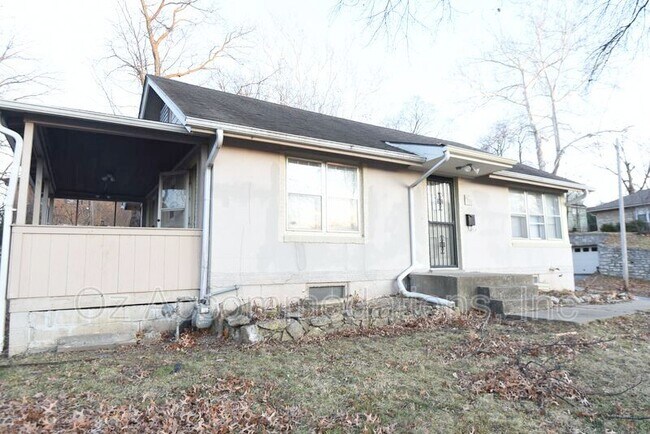 Building Photo - 1501 N 22nd St