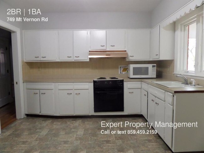 Building Photo - 749 Mount Vernon Dr
