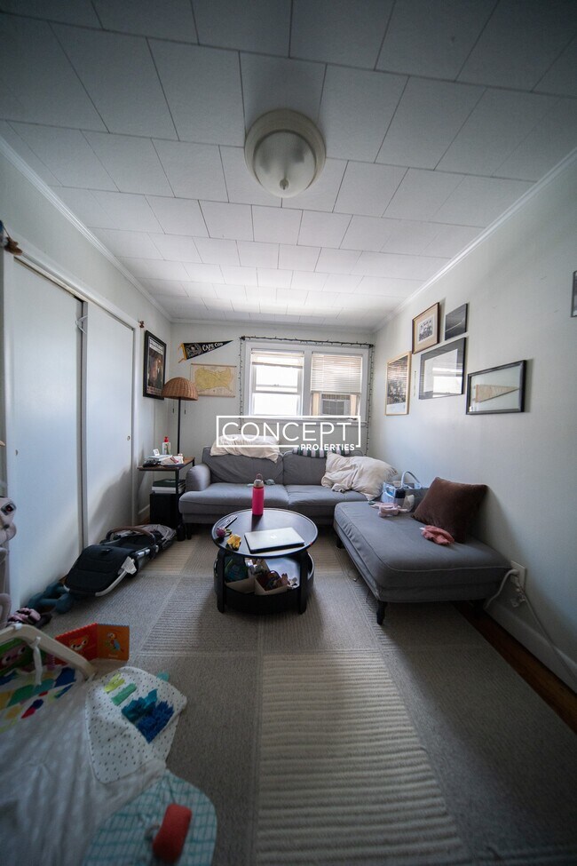 Foto del edificio - 12-14 Richardson Unit 3