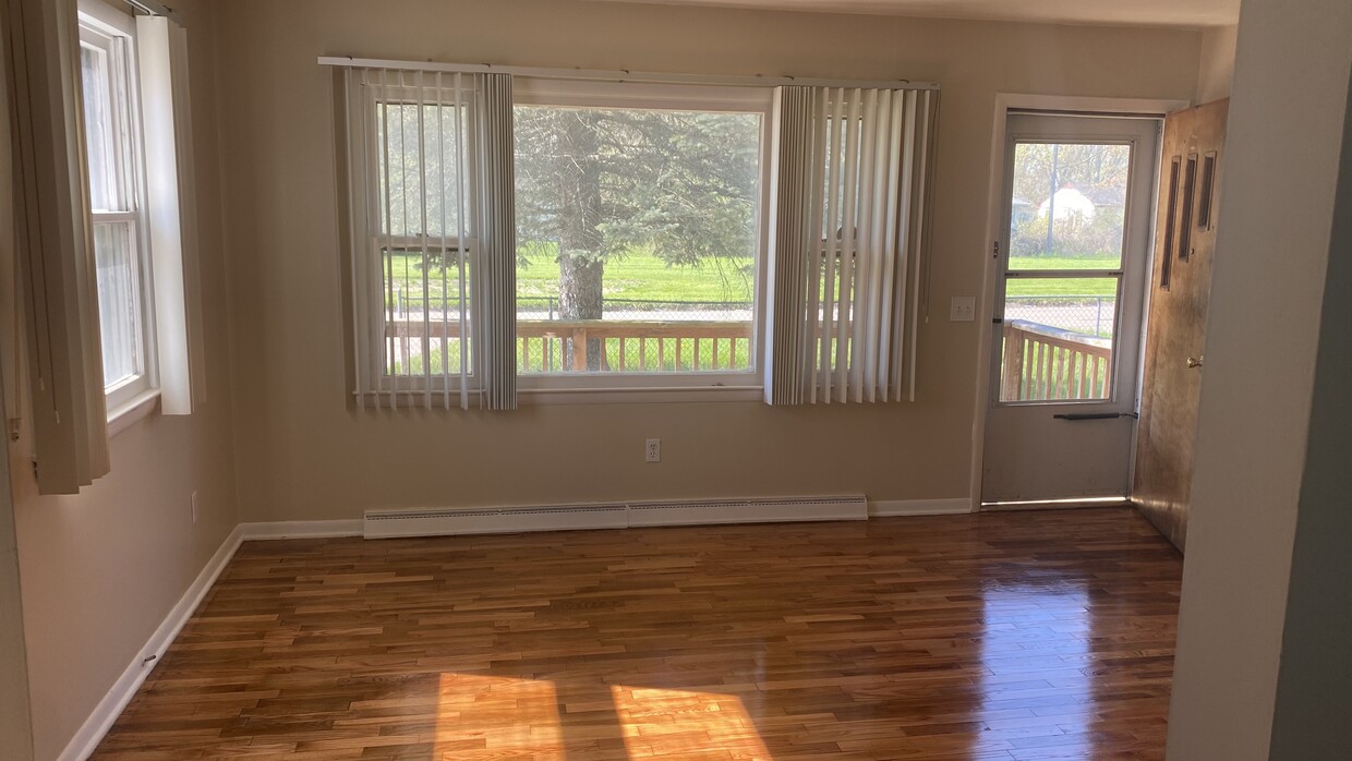 Foto principal - 2215 Hartsuff St