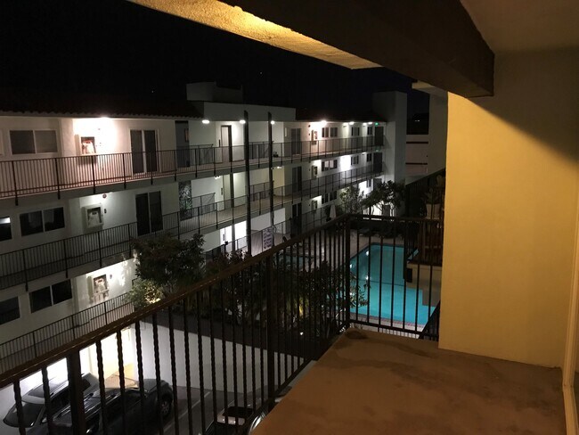 Foto del edificio - 1720 Ardmore Ave