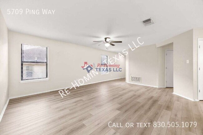 Foto del edificio - 5709 Ping Way