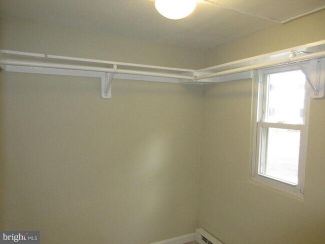 Foto del edificio - 1501 Key Blvd