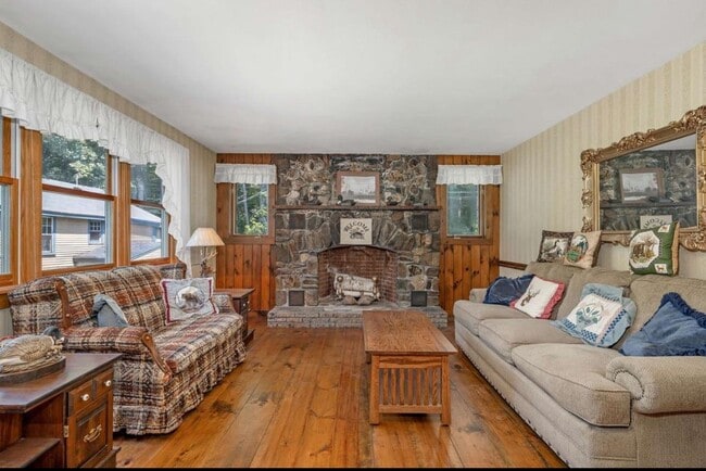Building Photo - 7 Roberts Cove Rd