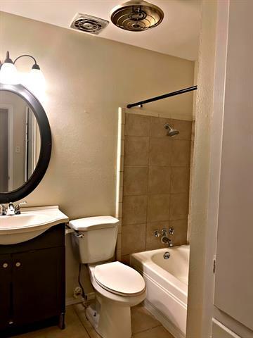 Foto del edificio - 406 Glencairn Dr