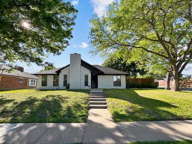 Building Photo - 301 Barclay Ave