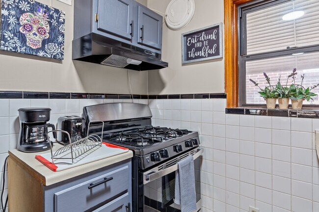 Foto del edificio - 5407 Christy Ave