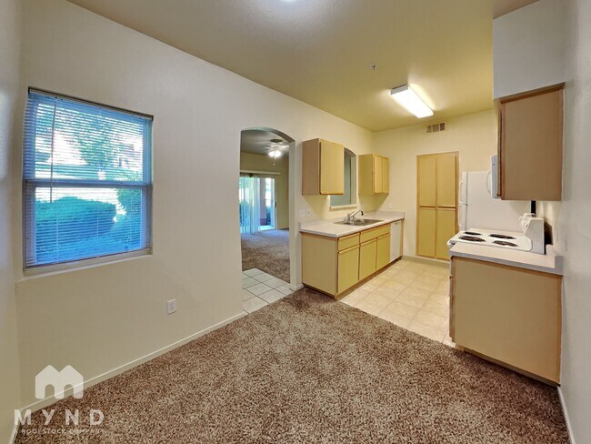 Foto del edificio - 6850 Sharlands Ave.