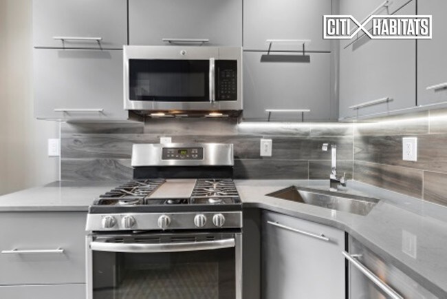 Foto del edificio - 124 E 117th St