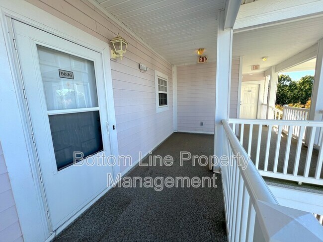 Foto del edificio - 9036 Meadow Vista Rd