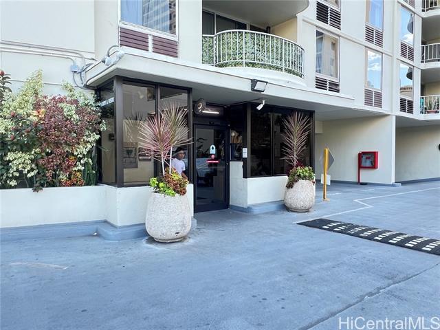 Foto del edificio - 1717 Ala Wai Blvd
