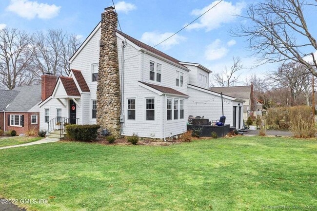 Building Photo - 34 Hassake Rd