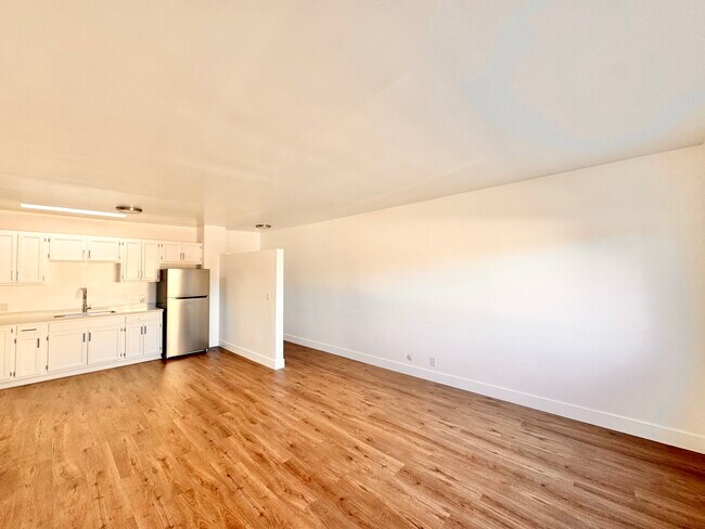 Foto del edificio - 2718 Cochran Ave