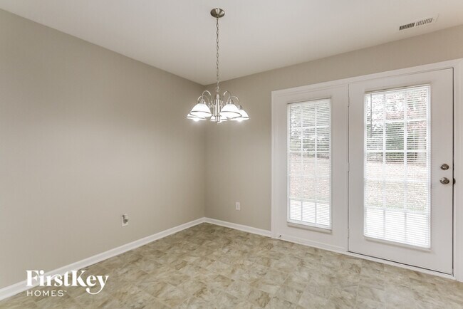 Building Photo - 2632 Blue Moss Dr