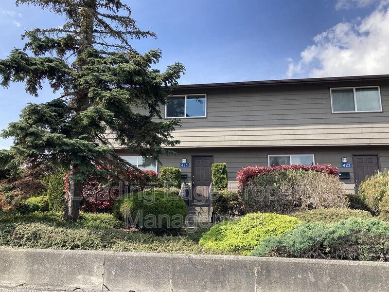 Building Photo - 425 W Fairhaven Ave