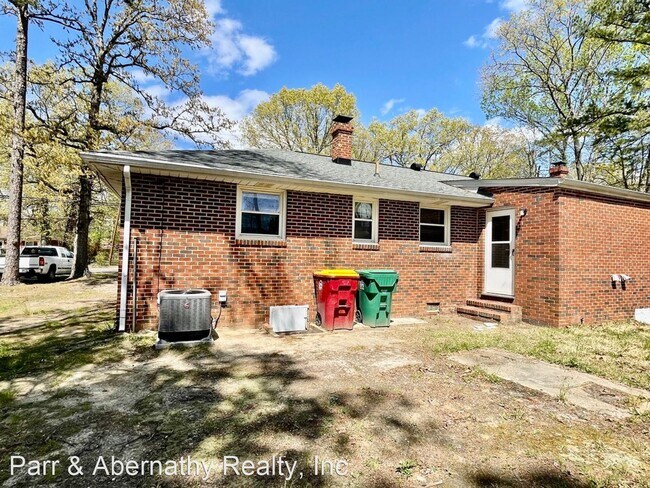 Foto del edificio - 2 br, 1 bath House - 1004 S. Park Drive