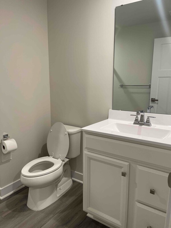 Building Photo - 512 Rivers Edge Dr