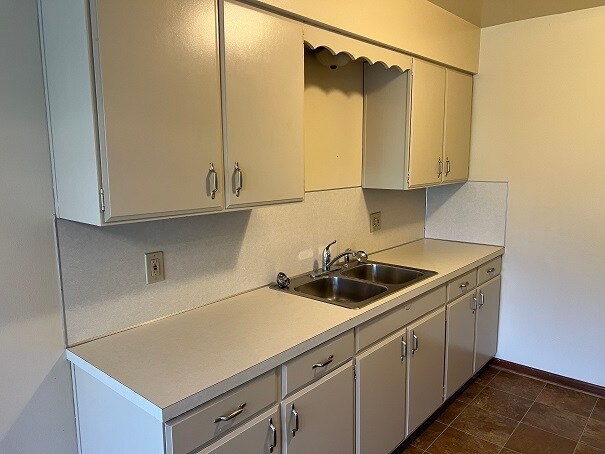 Foto del edificio - 425 Shawmut Blvd NW