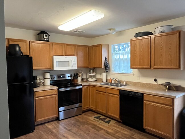 Foto del edificio - 368 Cherry St