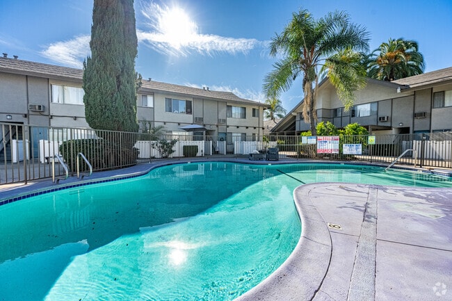Piscina - The Huntington at Pasadena