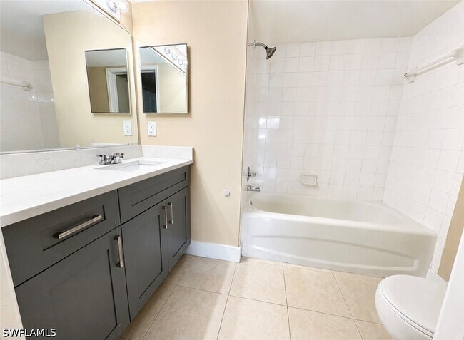 Foto del edificio - 1205 Wildwood Lakes Blvd