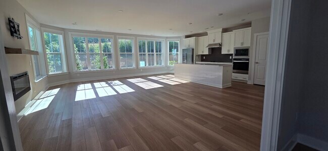 Foto del edificio - 11549 Helmond Way