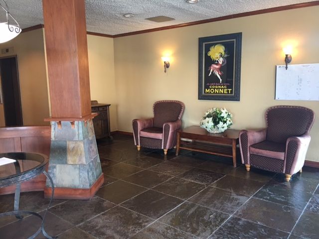 Foto del edificio - 2225 Buchtel Blvd