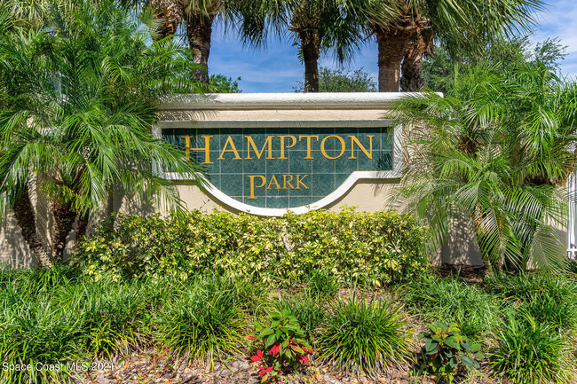 Foto del edificio - 1357 Hampton Park Ln