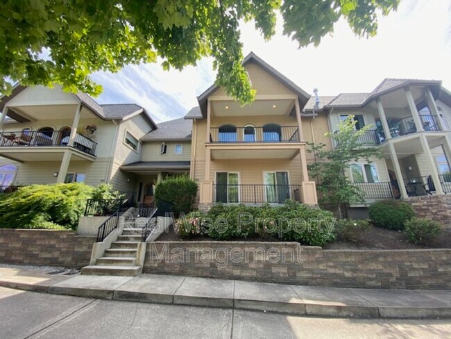 Foto del edificio - 528 W Nevada St