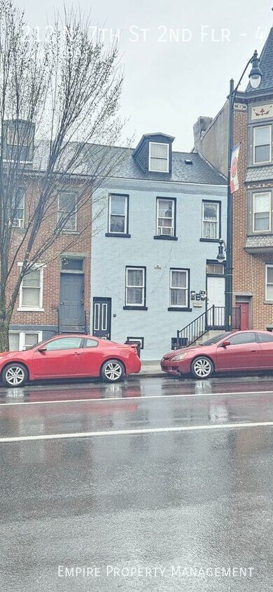 Primary Photo - 2nd Floor: 2 Bedroom/1 Bathroom Apartment ...